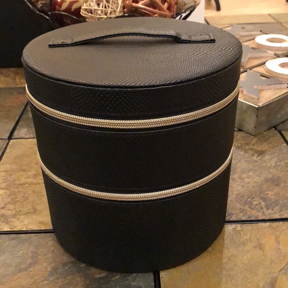 Lancôme 2 Zip Compartments Train Case